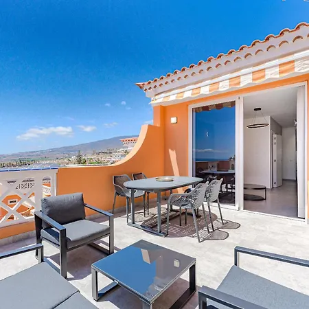 Ocean View With A Terrace דירה *