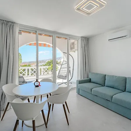 Ocean View With A Terrace אדחה