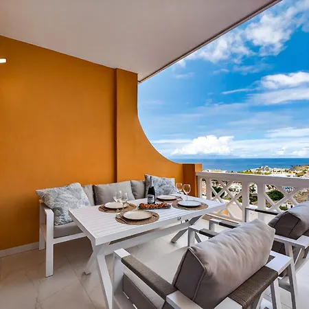 Ocean View With A Terrace * アデヘ